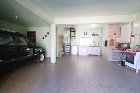 Casa à venda com 350m², 4 quartos e 2 vagasGaragem