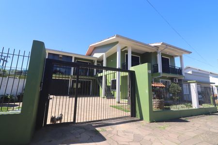 Casa à venda com 350m², 4 quartos e 2 vagasFachada