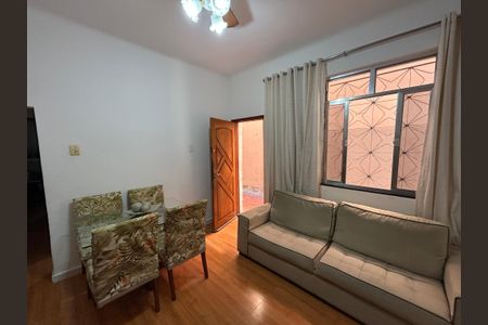 Apartamento à venda com 49m², 2 quartos e sem vagaSala