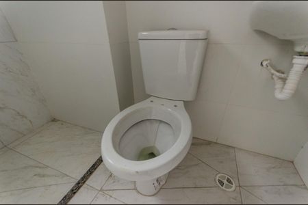 Studio para alugar com 36m², 1 quarto e sem vaga Studio para alugar com 36m², 1 quarto e sem vagaBanheiro Social