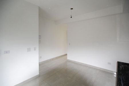 Sala/Cozinha de apartamento para alugar com 1 quarto, 38m² em Vila Mangalot, São Paulo