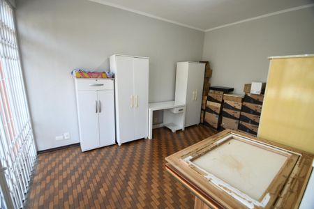 Casa à venda com 252m², 3 quartos e 5 vagasSala 2