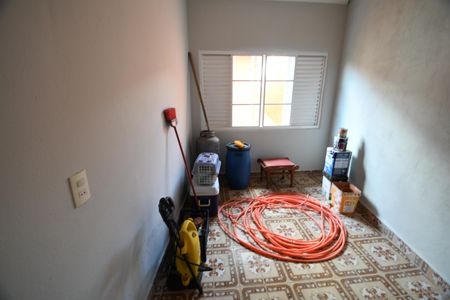 Casa à venda com 252m², 3 quartos e 5 vagasQuarto de Serviço