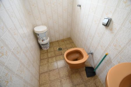 Casa à venda com 252m², 3 quartos e 5 vagasBanheiro de Serviço