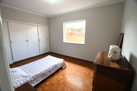Casa à venda com 252m², 3 quartos e 5 vagasQuarto 2