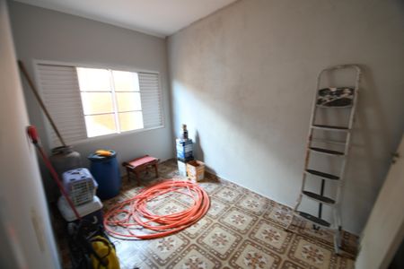 Casa à venda com 252m², 3 quartos e 5 vagasQuarto de Serviço