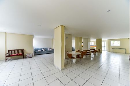 Apartamento à venda com 60m², 3 quartos e 1 vaga Apartamento à venda com 60m², 3 quartos e 1 vagaÁrea comum - Salão de festas