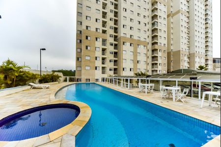Apartamento à venda com 60m², 3 quartos e 1 vaga Apartamento à venda com 60m², 3 quartos e 1 vagaÁrea comum - Piscina