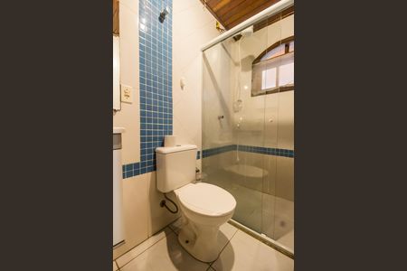 Casa para alugar com 214m², 4 quartos e 2 vagasBanheiro