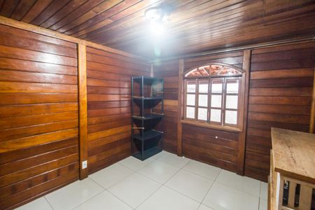 Casa para alugar com 214m², 4 quartos e 2 vagasQuarto