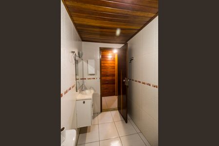 Casa para alugar com 214m², 4 quartos e 2 vagasBanheiro