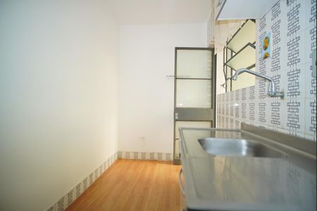 Apartamento à venda com 70m², 2 quartos e sem vagaCozinha