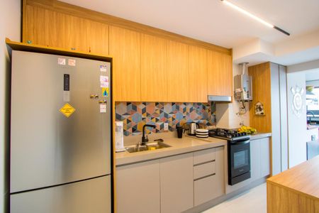 Apartamento à venda com 76m², 2 quartos e 2 vagas Apartamento à venda com 76m², 2 quartos e 2 vagasCozinha/Área de serviço