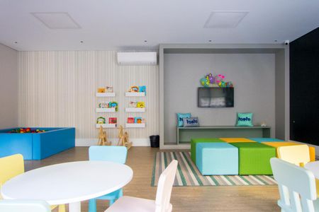 Apartamento à venda com 76m², 2 quartos e 2 vagas Apartamento à venda com 76m², 2 quartos e 2 vagasÁrea comum - Brinquedoteca