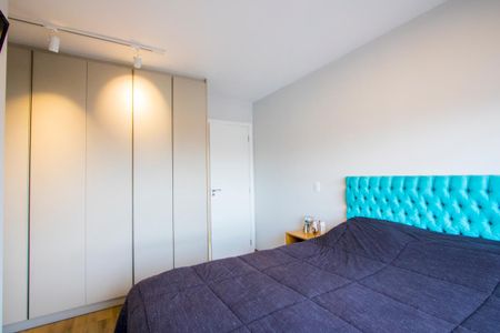 Apartamento à venda com 76m², 2 quartos e 2 vagas Apartamento à venda com 76m², 2 quartos e 2 vagasSuíte