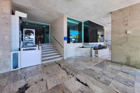 Apartamento à venda com 95m², 2 quartos e sem vaga Apartamento à venda com 95m², 2 quartos e sem vagaFachada