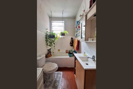 Apartamento à venda com 95m², 2 quartos e sem vaga Apartamento à venda com 95m², 2 quartos e sem vagaBanheiro