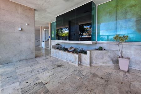 Apartamento à venda com 95m², 2 quartos e sem vaga Apartamento à venda com 95m², 2 quartos e sem vagaFachada