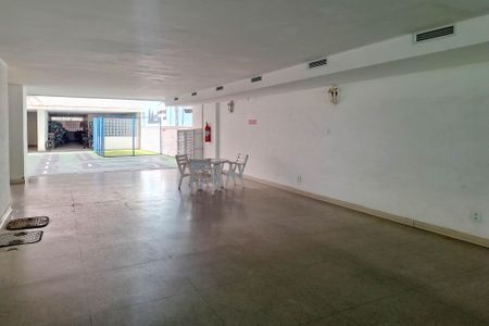 Apartamento à venda com 95m², 2 quartos e sem vaga Apartamento à venda com 95m², 2 quartos e sem vagaÁrea de Serviço