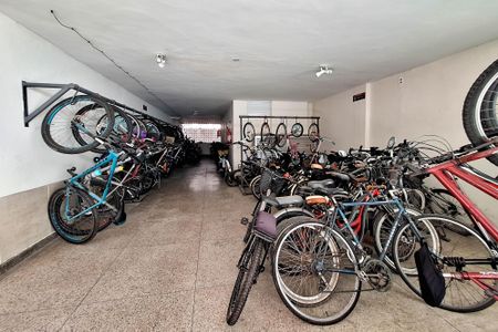 Apartamento à venda com 95m², 2 quartos e sem vaga Apartamento à venda com 95m², 2 quartos e sem vagaÁrea de Serviço