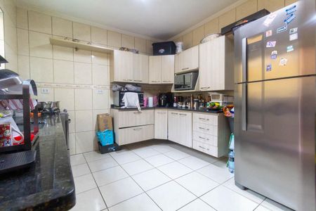 Casa à venda com 108m², 3 quartos e 3 vagas Casa à venda com 108m², 3 quartos e 3 vagasCozinha