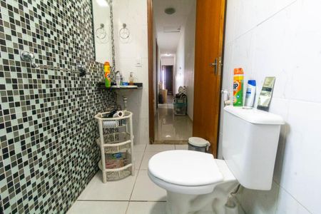 Casa à venda com 108m², 3 quartos e 3 vagas Casa à venda com 108m², 3 quartos e 3 vagasBanheiro da Suíte