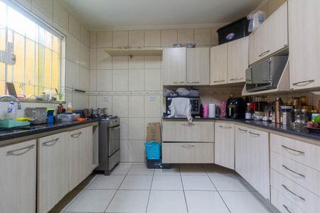 Casa à venda com 108m², 3 quartos e 3 vagas Casa à venda com 108m², 3 quartos e 3 vagasCozinha