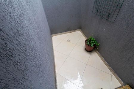 Casa à venda com 108m², 3 quartos e 3 vagas Casa à venda com 108m², 3 quartos e 3 vagasJardim de Inverno