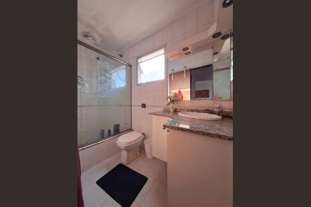 Apartamento à venda com 62m², 2 quartos e 1 vagaBanheiro