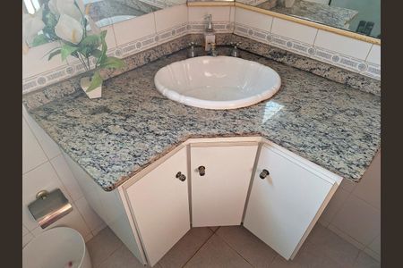 Apartamento à venda com 62m², 2 quartos e 1 vagaBanheiro