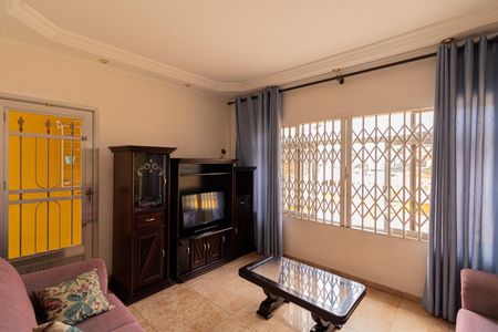 Sala de casa à venda com 5 quartos, 220m² em Vila Buenos Aires, São Paulo