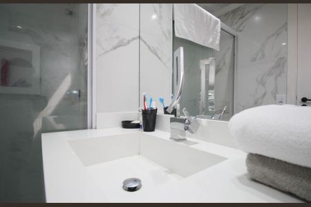 Apartamento para alugar com 148m², 3 quartos e 3 vagas Apartamento para alugar com 148m², 3 quartos e 3 vagasBanheiro suíte 1