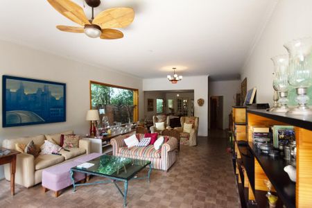 Casa à venda com 582m², 3 quartos e 3 vagassala