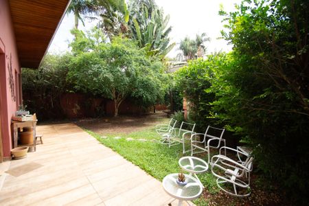 Casa à venda com 582m², 3 quartos e 3 vagasarea da casa