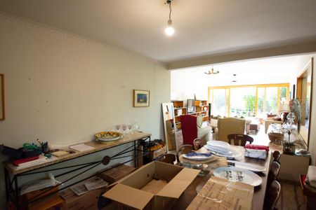 Casa à venda com 582m², 3 quartos e 3 vagassala de jantar