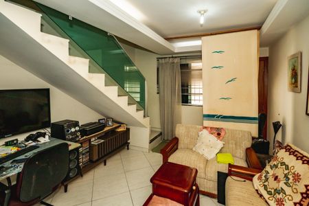 Sala de casa à venda com 2 quartos, 75m² em Céu Azul, Belo Horizonte