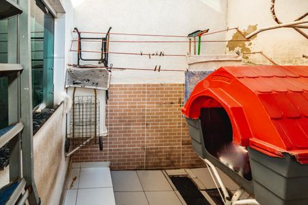 Casa à venda com 75m², 2 quartos e 1 vagaÁrea Privativa