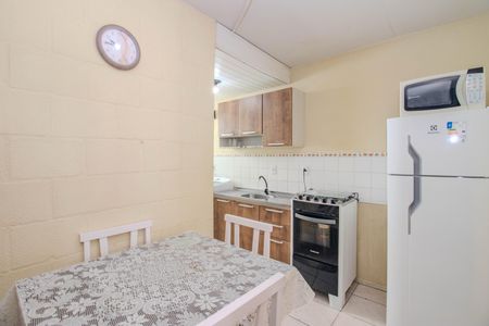 Apartamento para alugar com 40m², 2 quartos e 1 vaga Apartamento para alugar com 40m², 2 quartos e 1 vagaCozinha e Área de Serviço