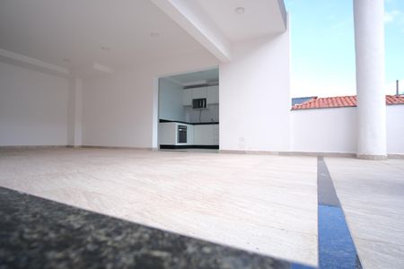 Apartamento à venda com 55m², 2 quartos e 1 vagaÁrea comum