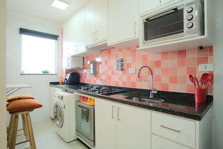 Apartamento à venda com 55m², 2 quartos e 1 vagaCozinha e Área de Serviço