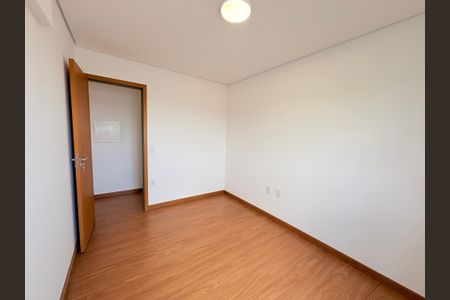 Apartamento à venda com 112m², 3 quartos e 2 vagasQuarto 2