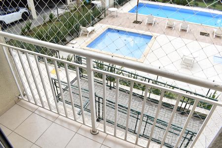 vista da varanda de apartamento para alugar com 3 quartos, 70m² em Bacacheri, Curitiba