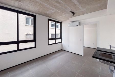 Sala/Cozinha de apartamento para alugar com 2 quartos, 33m² em Cerqueira César, São Paulo