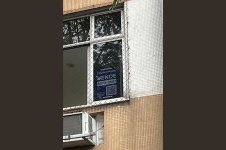 Apartamento à venda com 55m², 2 quartos e 1 vaga Apartamento à venda com 55m², 2 quartos e 1 vagaPlaca