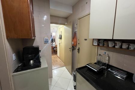 Apartamento à venda com 55m², 2 quartos e 1 vaga Apartamento à venda com 55m², 2 quartos e 1 vagaCozinha