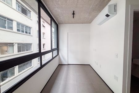 Apartamento para alugar com 66m², 1 quarto e sem vagaStudio