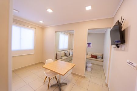 Apartamento à venda com 41m², 2 quartos e sem vaga Apartamento à venda com 41m², 2 quartos e sem vagaÁrea comum - Salão de festas