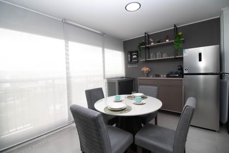 Sala/Cozinha de apartamento à venda com 1 quarto, 39m² em Vila Camargos, Guarulhos