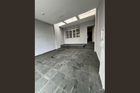Casa à venda com 3 quartos, 160m² em Vila Regente Feijó, São Paulo