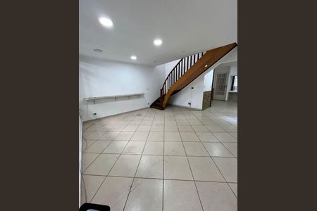 Casa à venda com 3 quartos, 160m² em Vila Regente Feijó, São Paulo